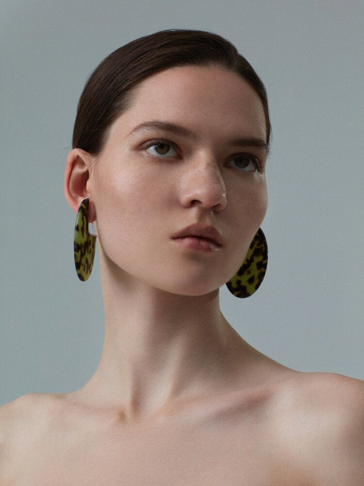 Leopard Statement Pierce